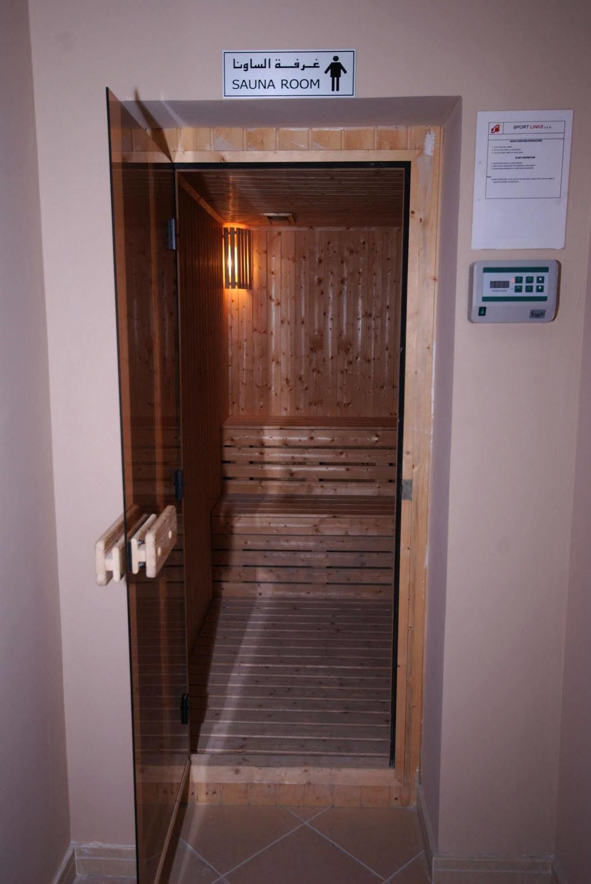 Al Bustan Tower Hotel Suites Sharjah Exterior photo